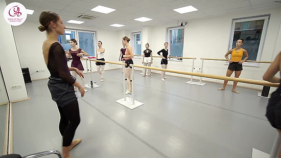 Ballet class with Lea Foldi